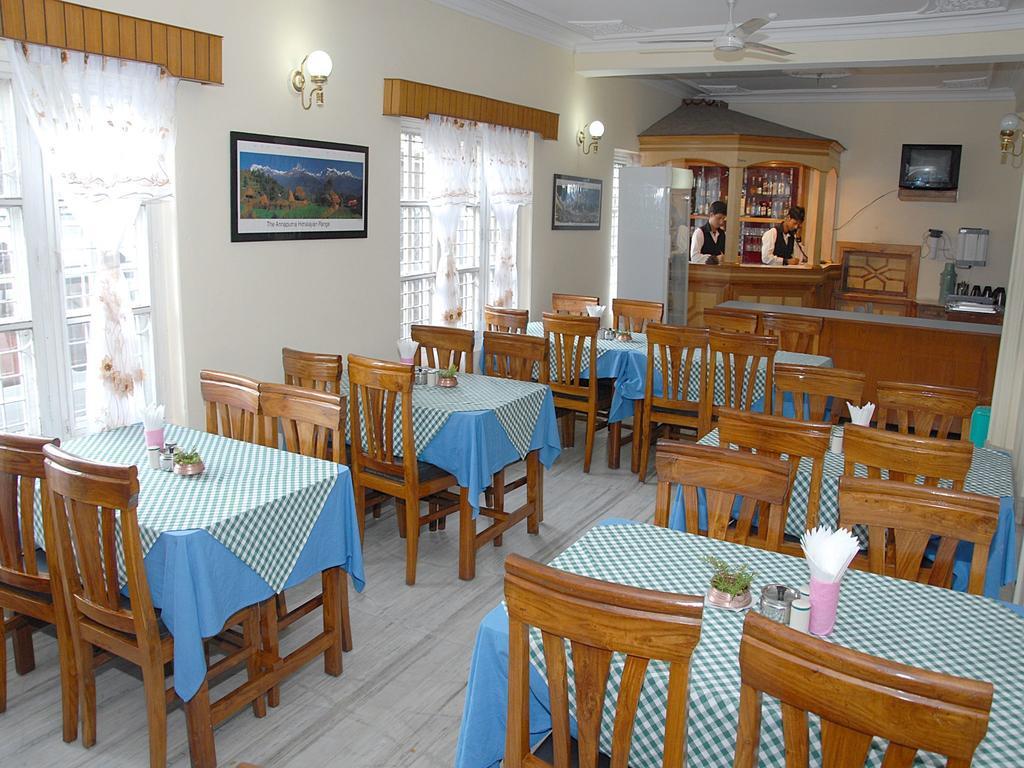 Hotel Blue Heaven Pokhara Exteriör bild